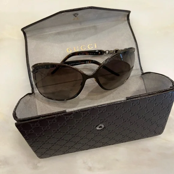 Elegant Brown Sunglasses